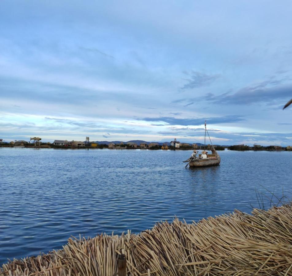 Uros Maya Lodge Puno Eksteriør bilde